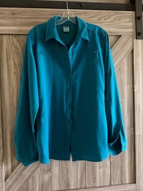 REI Teal Button-Front Lightweight Women’s Shirt